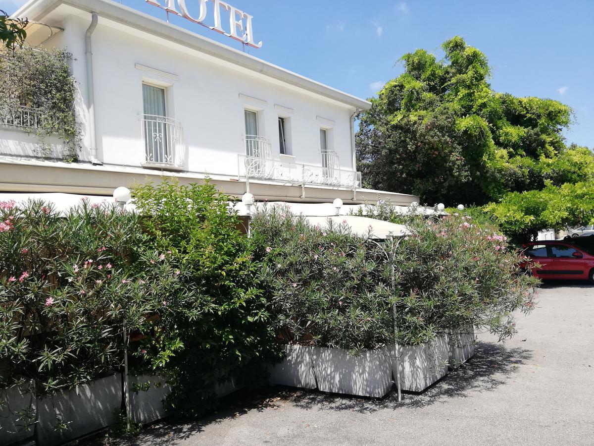 Hotel Ristorante Ca' Nova Venecia Exterior foto